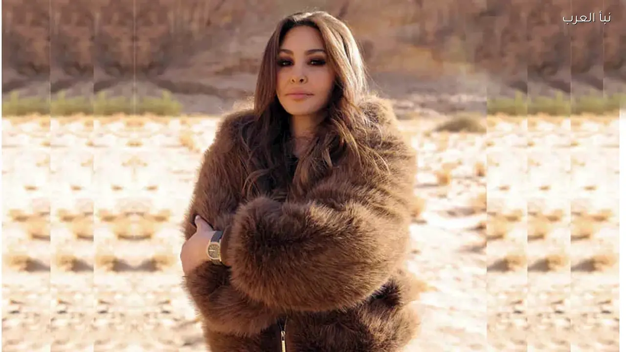 إليسا تتألق في جلسة تصوير جديدة بالصحراء، والجمهور يشيد بجمالها “إكتمال القمر” (صور)