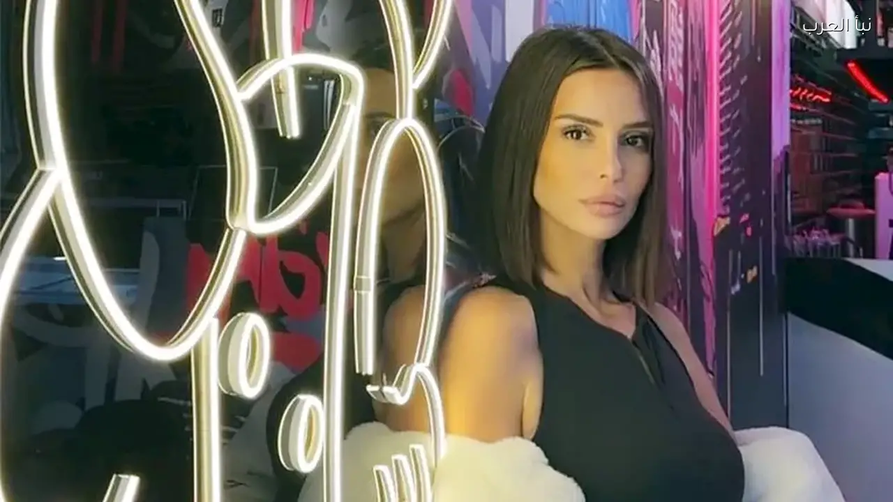 إيمان العاصي تظهر بإطلالة مميزة برفقة شقيقتها في أحدث ظهور لها (صور)