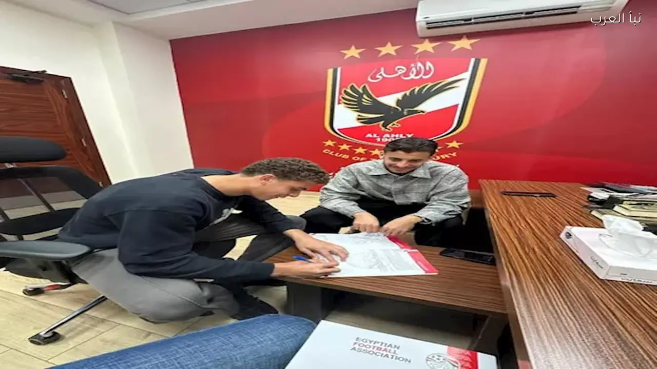 حمزة عبد الكريم يصل إلى برشلونة في فيديو جديد