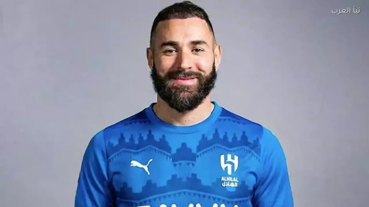 بنزيما يسجل هاتريك تاريخي ضد الأخدود