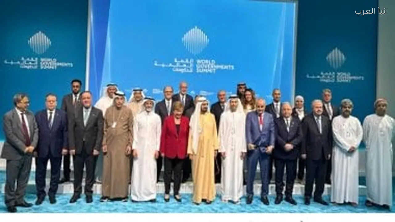 محافظ البنك المركزي يشارك في منتدى المالية العامة بدبي