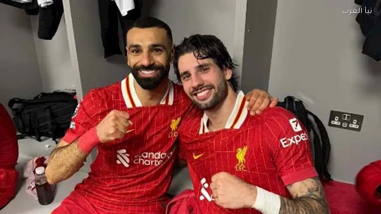 نجم ليفربول يكشف عن ضغوطات على الإدارة مثل صلاح