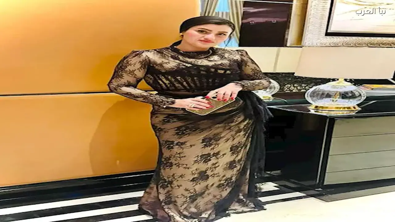 ياسر إبراهيم وزوجته في صور جديدة داخل صالة الجيم